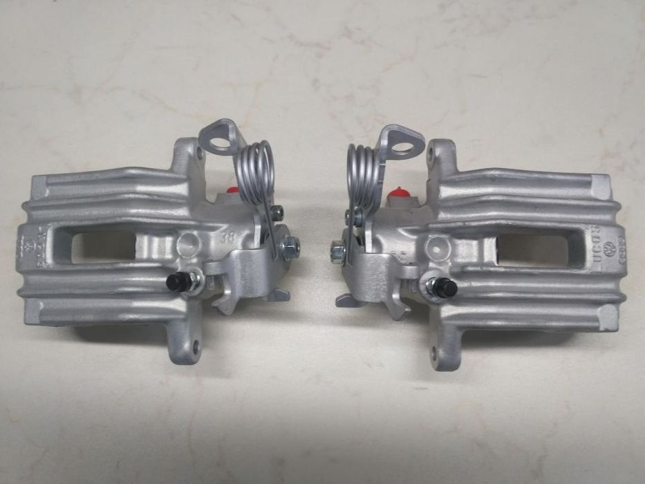 Zacisk tył Lewy Prawy Volkswagen Passat B5 Quattro Audi A6 C5 Quattro