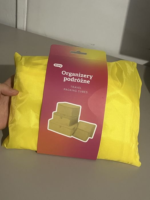 Organizery podróżne na ubrania różowe