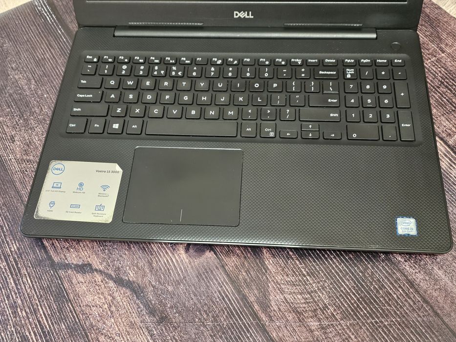 Dell Vostro 3580 (Core i5-8265U/8Gb/UHD Graphics 620/SSD 256Gb/FullHD)