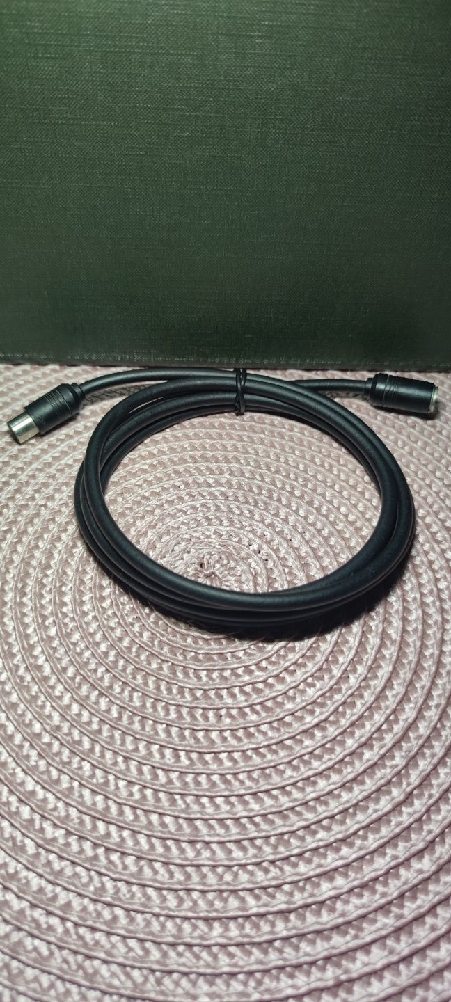 Kabel antenowy 75 ohm o długości 1,4m