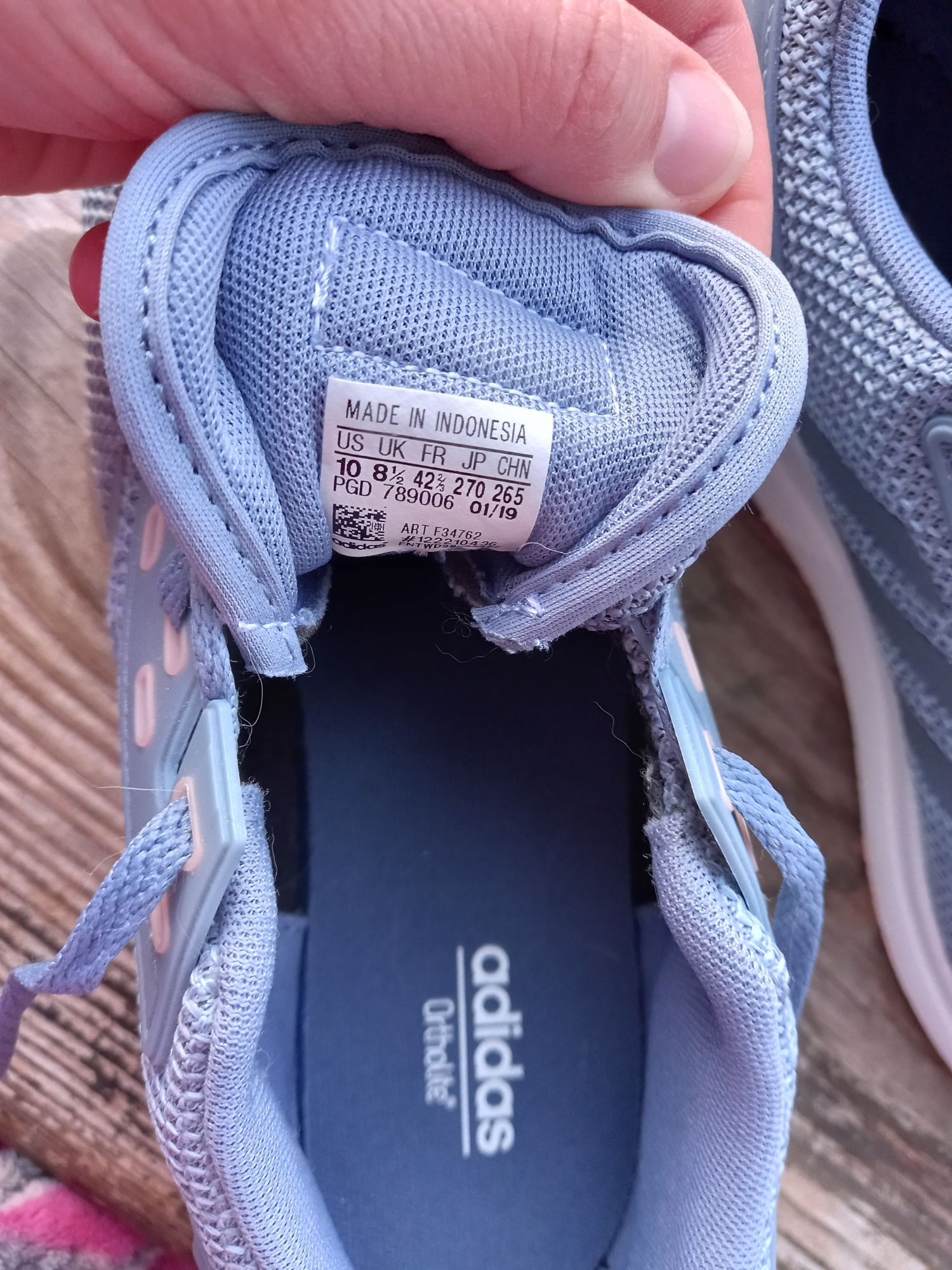 Новые Кроссовки Adidas 42.US-10 UK-8/5. На узкую/среднюю ногу