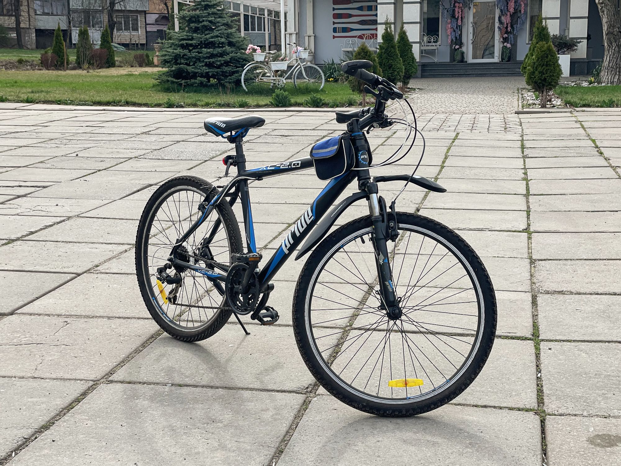 Гірський велосипед Pride XC 2.0 ( 26", рама 19" ) чорно синій матовий