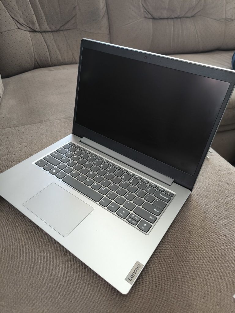 Laptop Lenovo Ideapad 14ada05