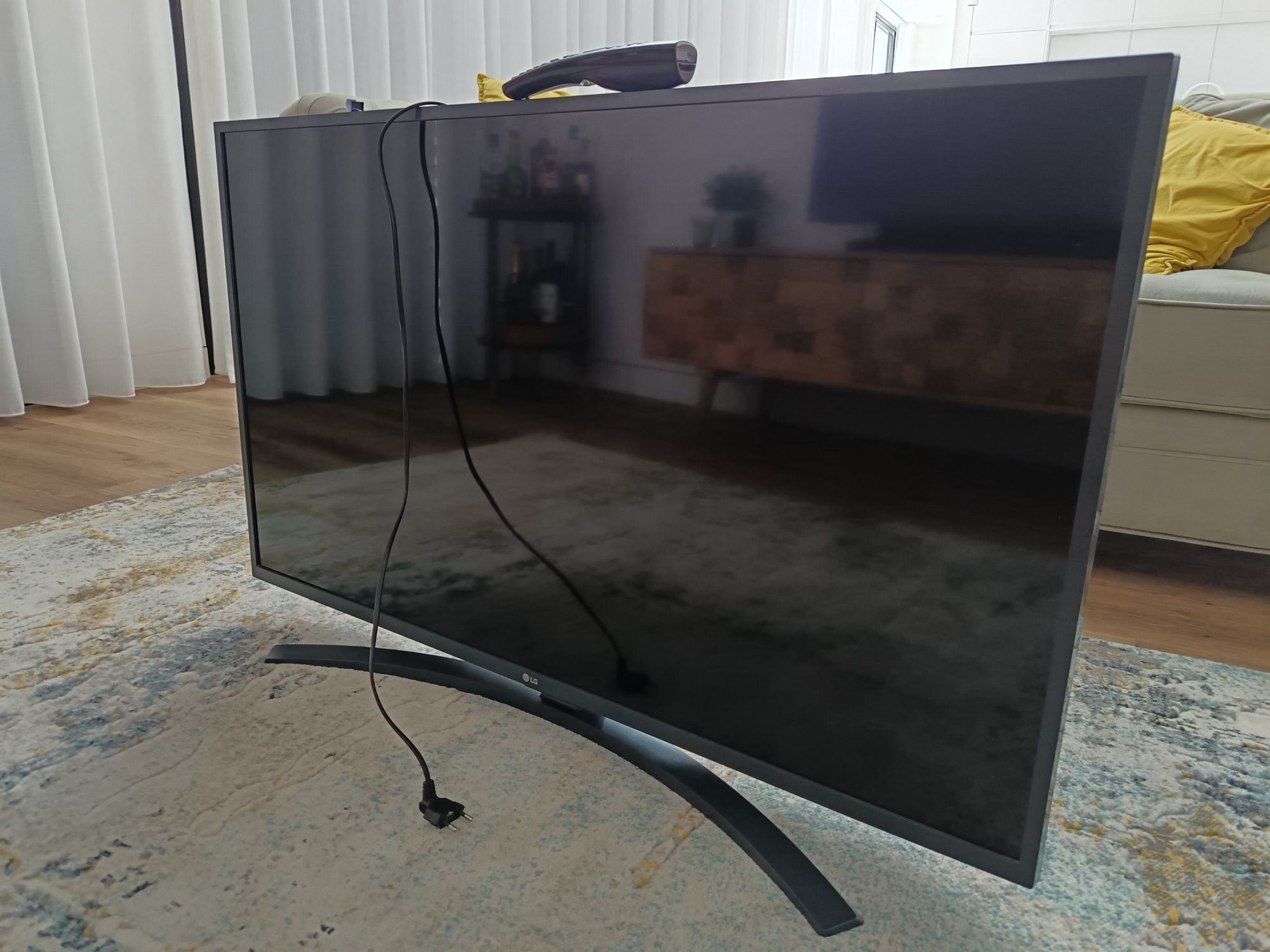 Televisor LG 43"  Smart tv