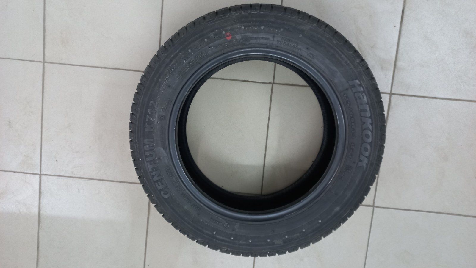 Шина Hankook 175/65 R14 MADE IN KOREA