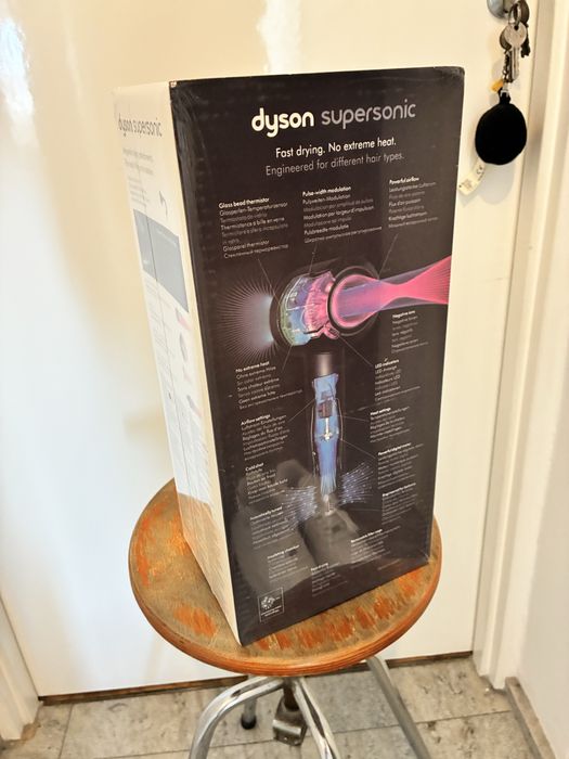 Suszarka Dyson Supersonic Stal / Fuksja