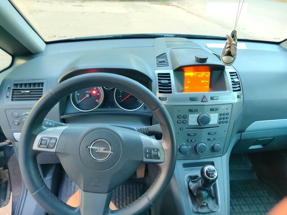 Opel Zafira 1.9 tdi не растаможена