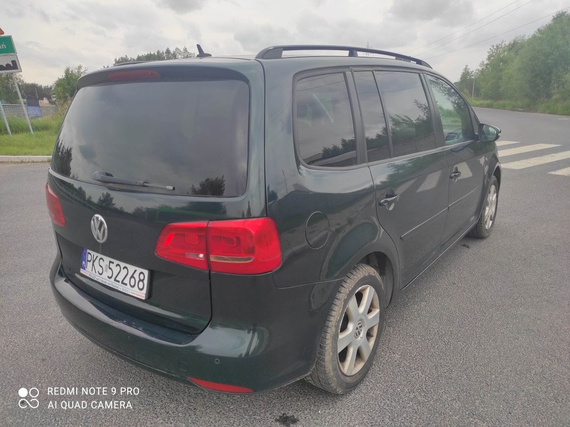 Volkswagen Touran 2012manual ważne opłaty 7osobowy mały przebieg 140km