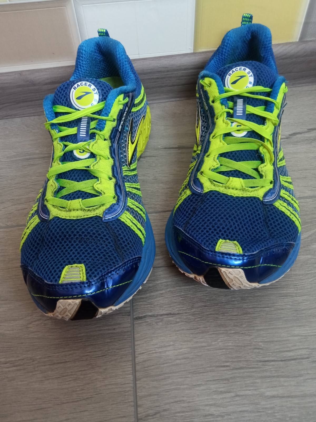 Кросівки(45розмір)Brooks