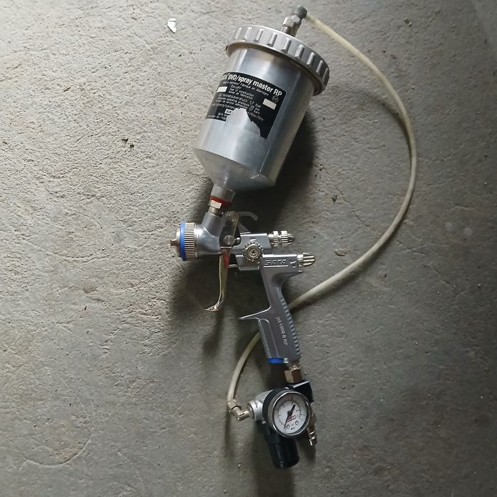 Pistolet lakierniczy