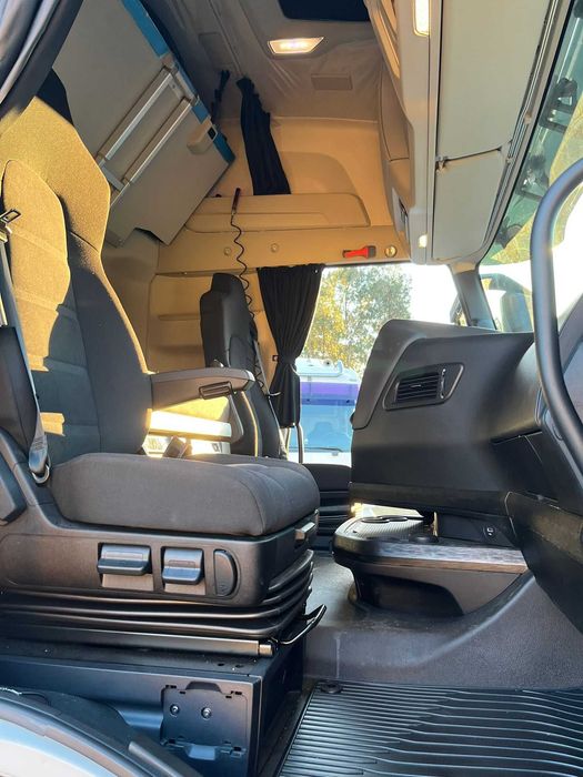 Vendo Iveco S-Way 490