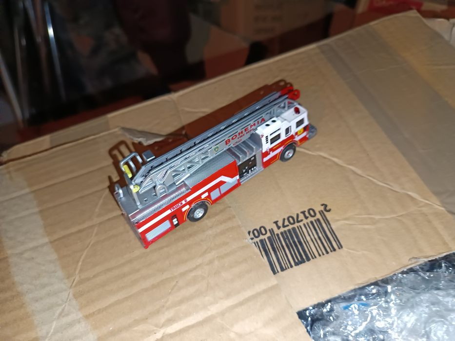 Straż pożarna AMER COM 1:87 / Quint Pierce