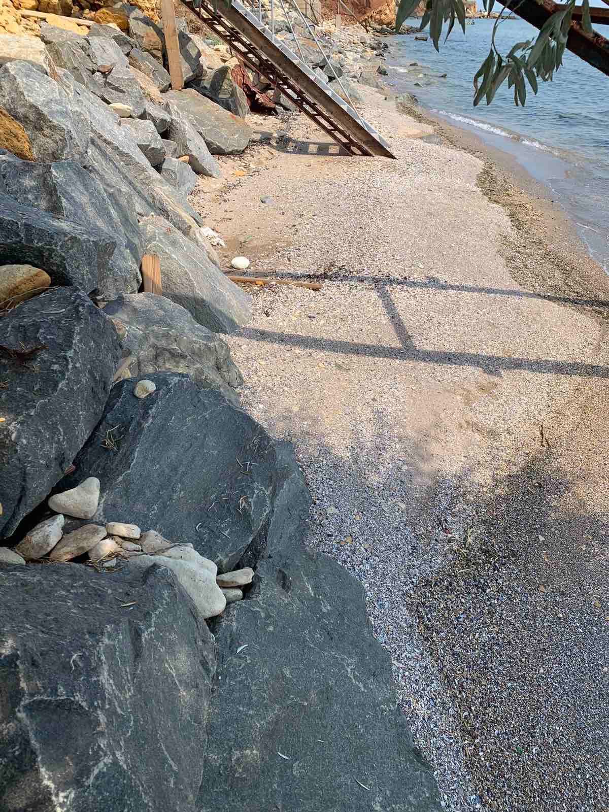 Сдаётся дача на берегу моря со своим пляжем