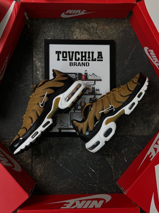Кросівки Nike Tn Plus Оригінал Кросівки найк коричневі золоті жовті