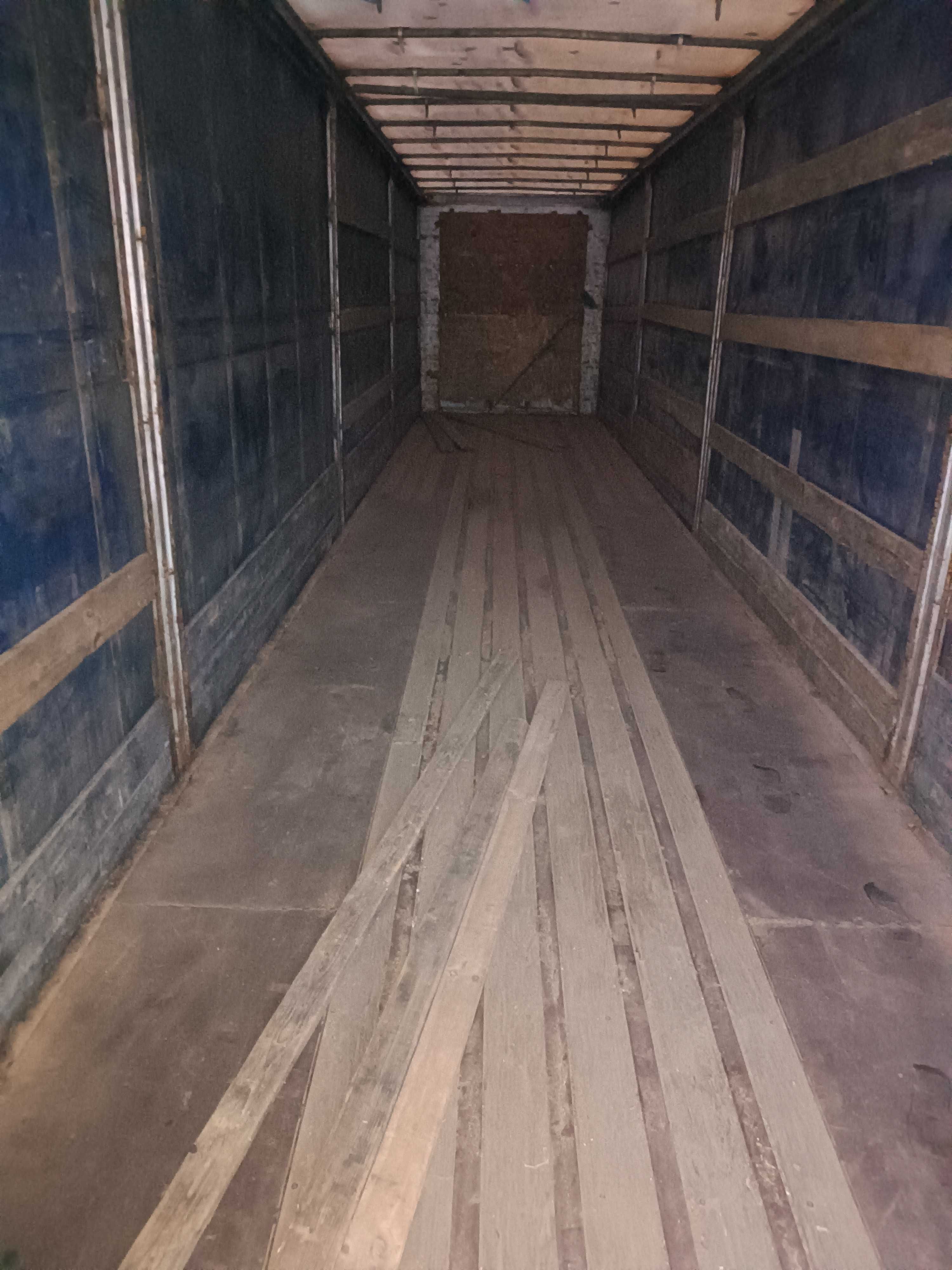 Продаю напівпричіп Robuste Caiser s 380 штора.