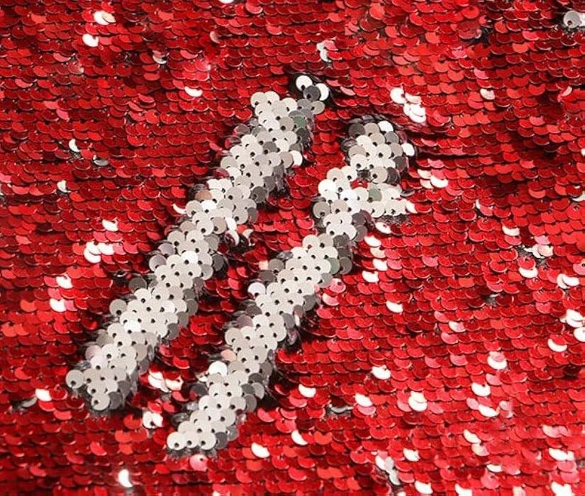 Tkanina sensoryczna tkanina cekiny czerwony / srebrny 45x125cm B940