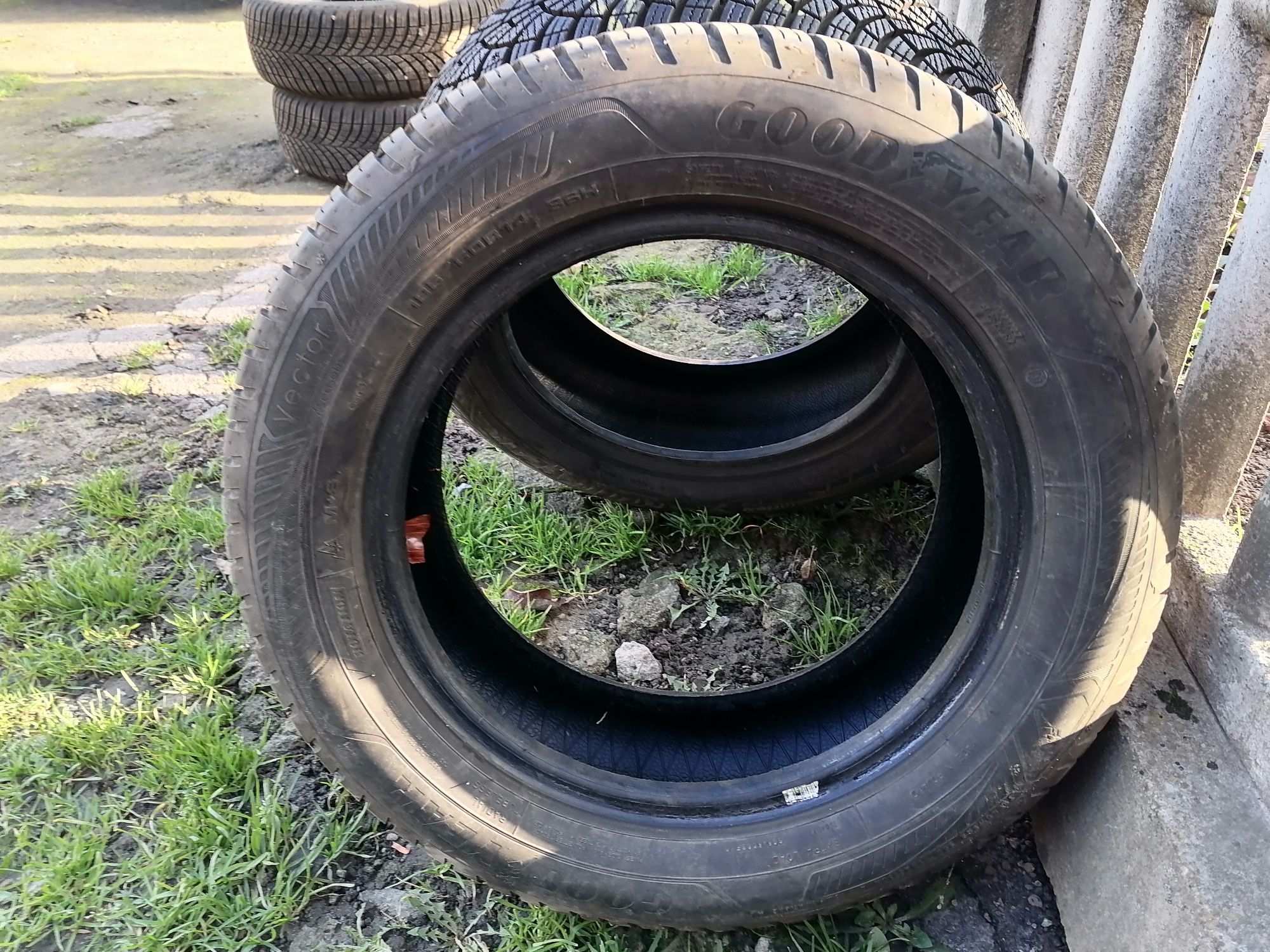 Резина 185/60 R14