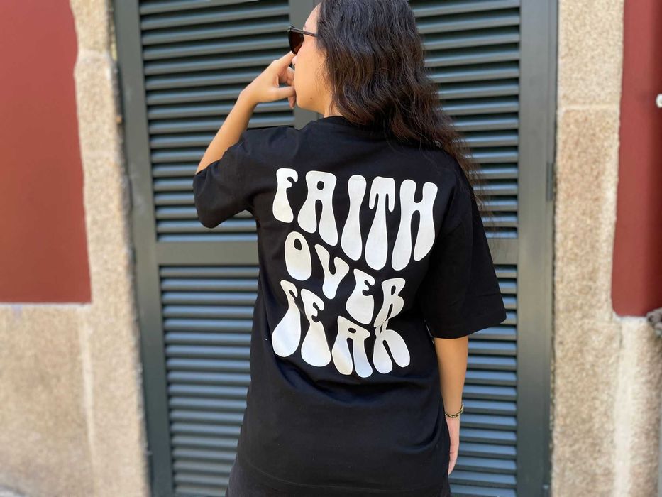Camiseta Personalizadas Cara de Leão