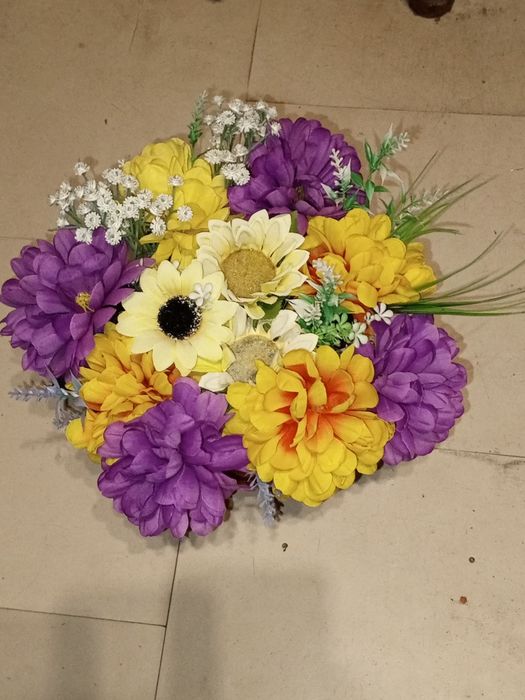 Sprzedam własnoręcznie robione stroiki na cmentarz