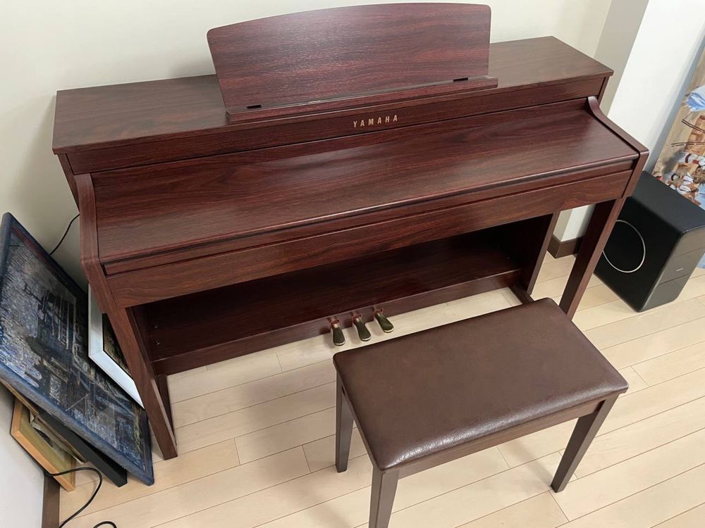 YAMAHA Digital Piano Model CLP-440M