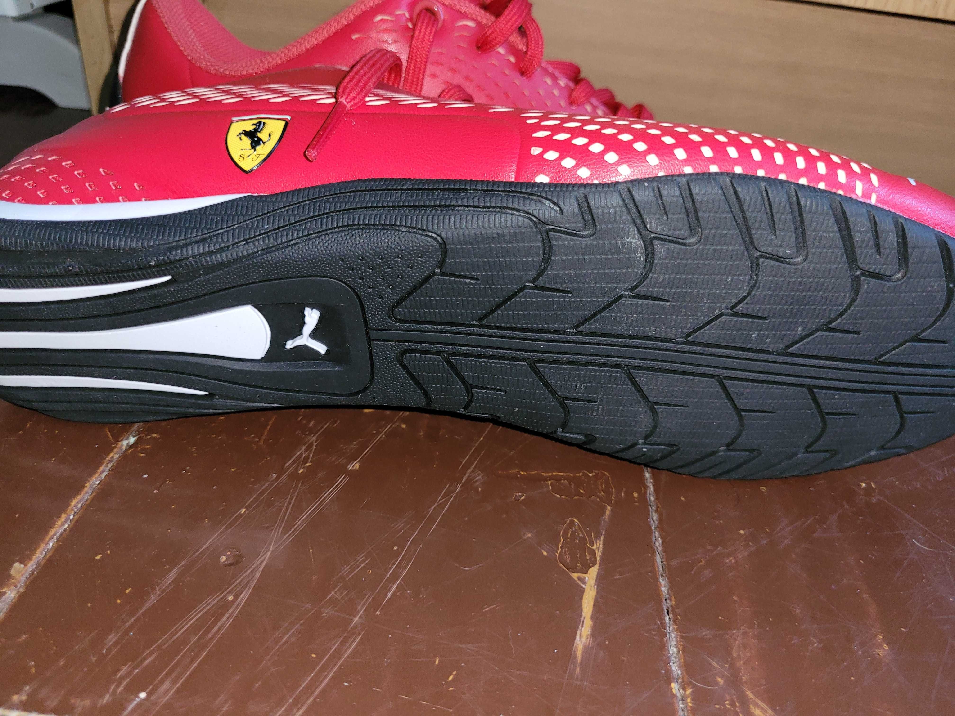 Puma Ferrari buty męskie sportowe 306422 rozmiar 43 / 28 cm.