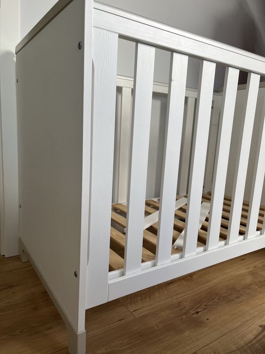 Drewniane łóżeczko polskiej firmy Pinio materac gratis