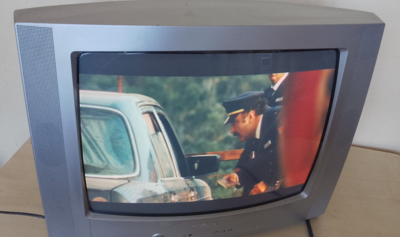 Telewizor 20 cali