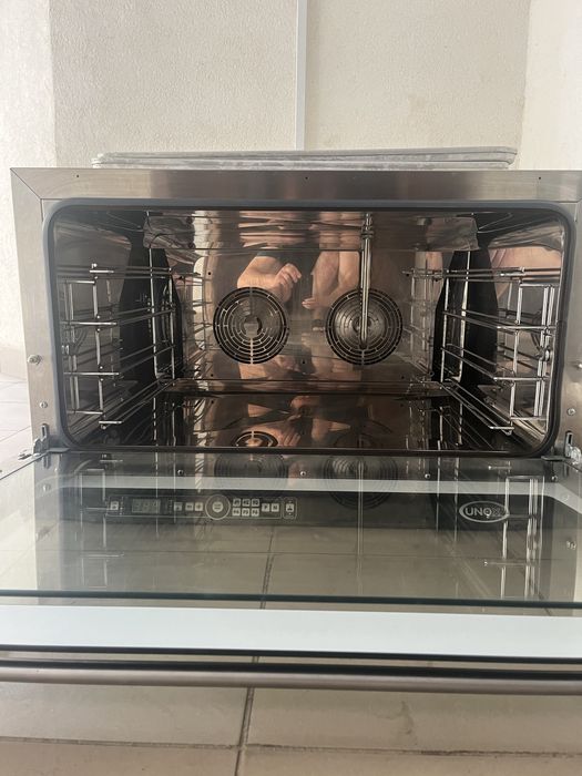 Піч Конвекційна з Інжекторним Парозволоженням Unox XTF-195 Італія