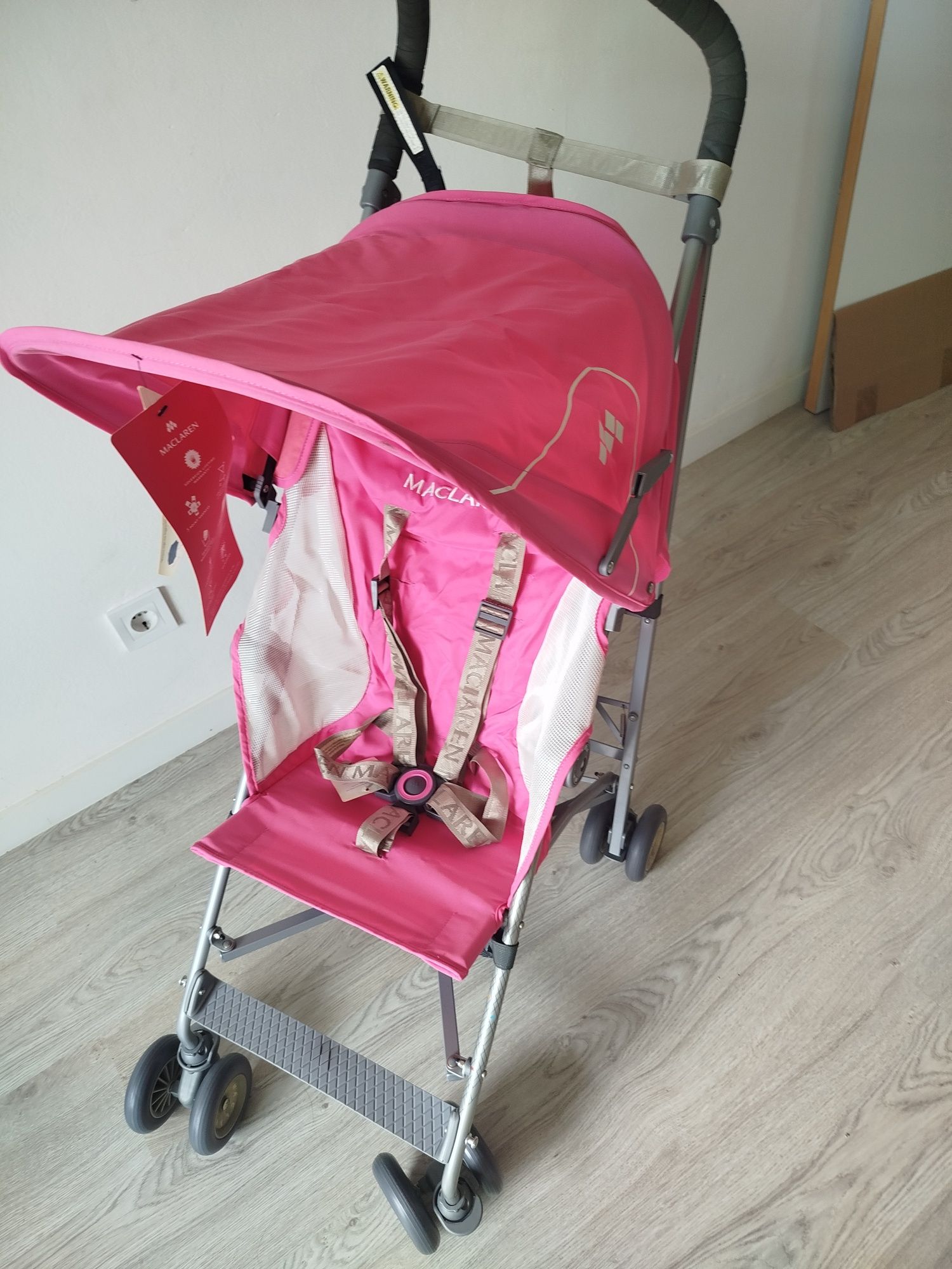 Carrinho de bebê Maclaren