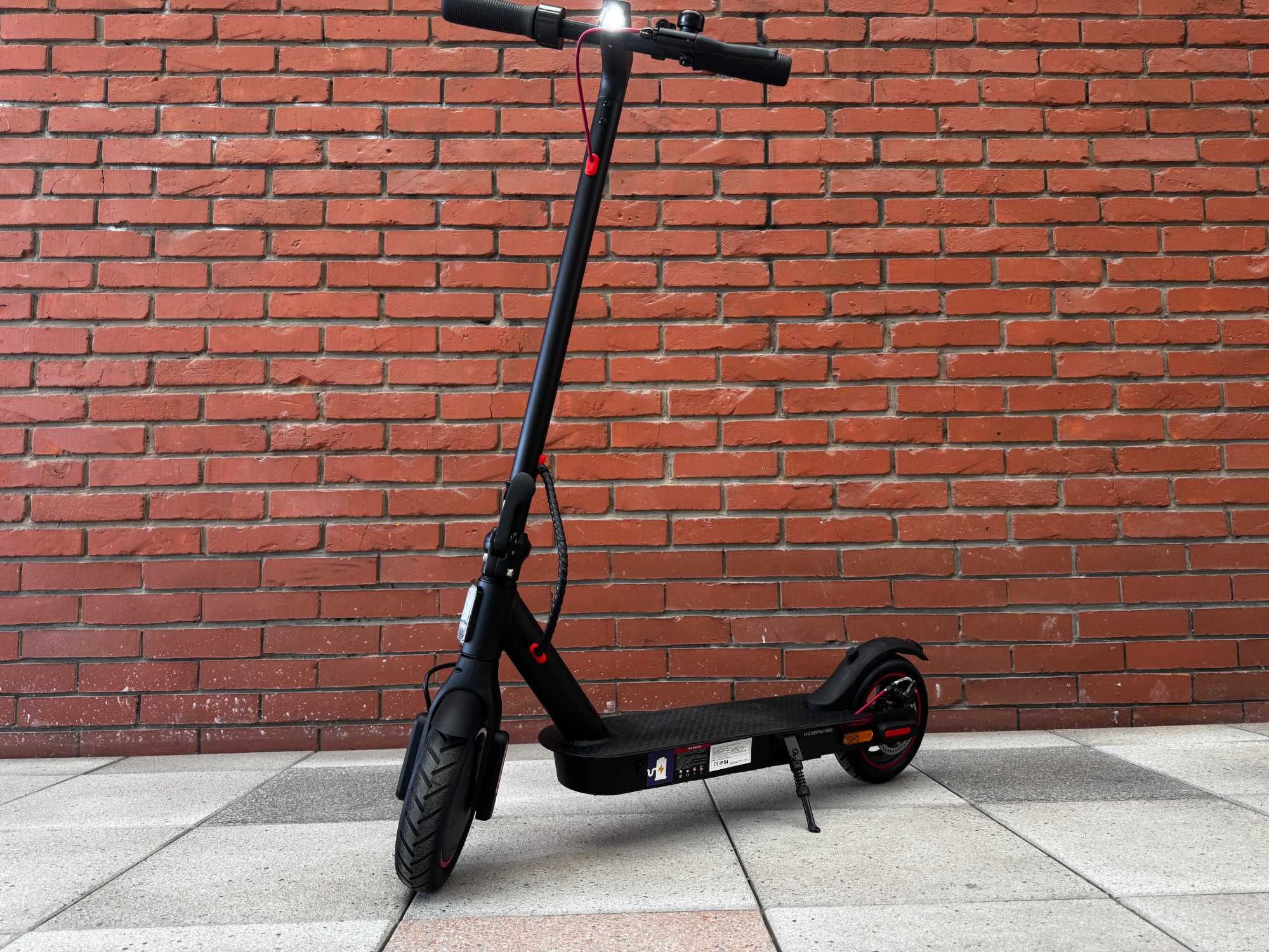 Bezpieczna Hulajnoga Elektryczna ZWheel 350W 30km 10Ah Super PREZENT
