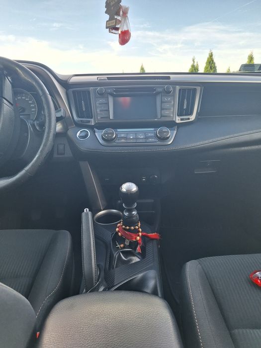 Toyota Rav4 z 2015r