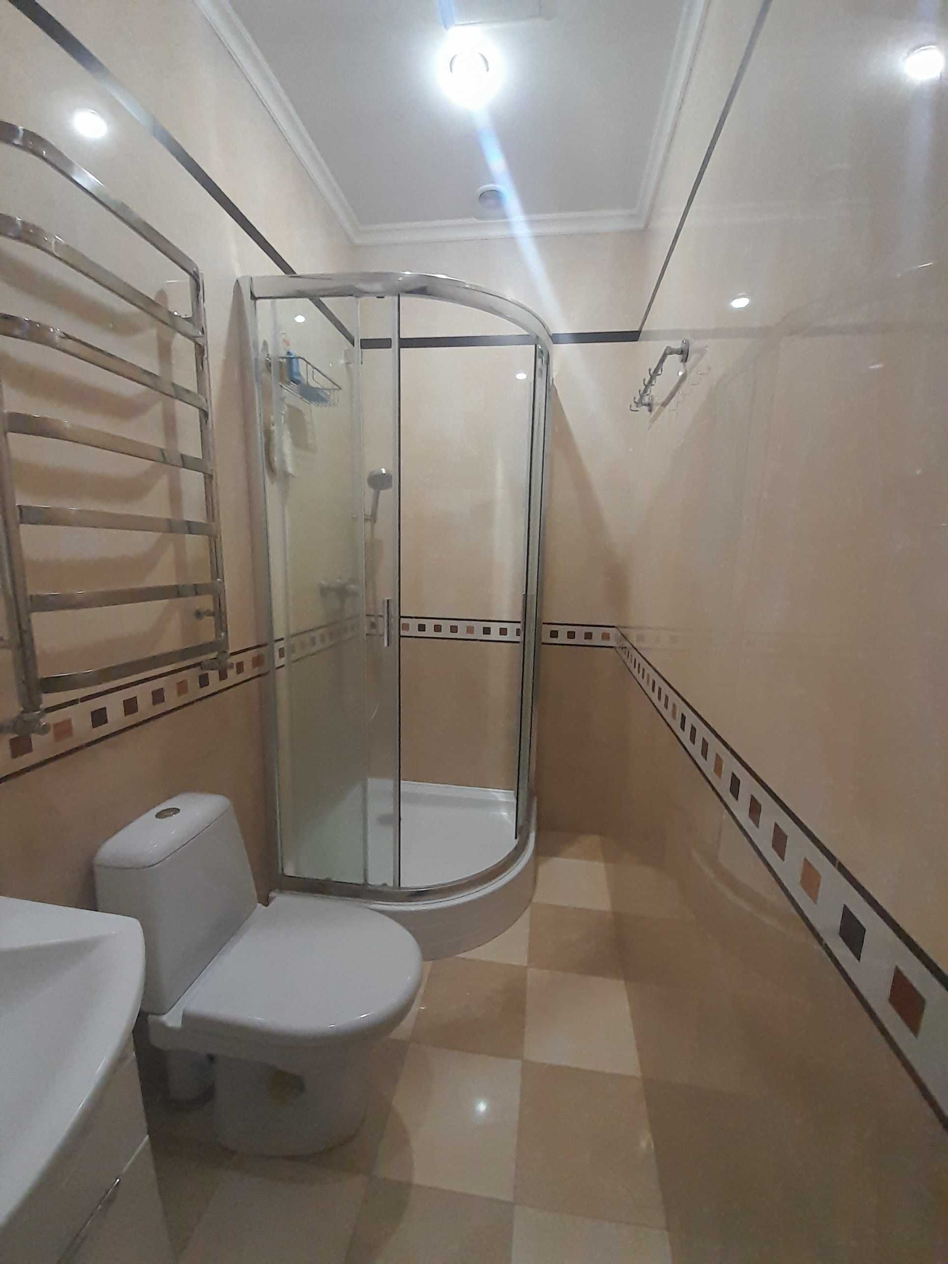 Без комісії! Будинок 190м², сауна з гаражем 50м², гостьовий 36 м²