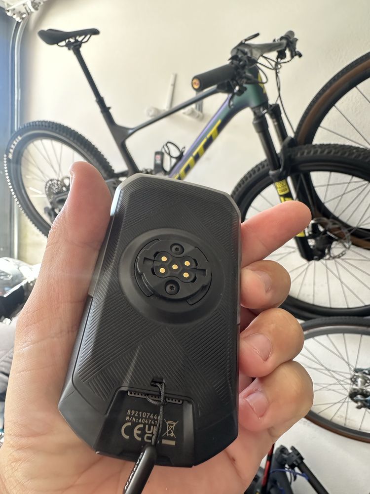 Garmin Edge 1050 com garantia