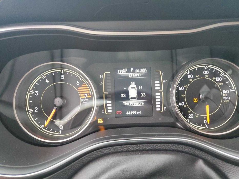 Jeep Cherokee Latitude Plus 2020 /