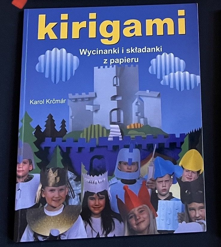 Kirigami wycinanki i składanki z papieru