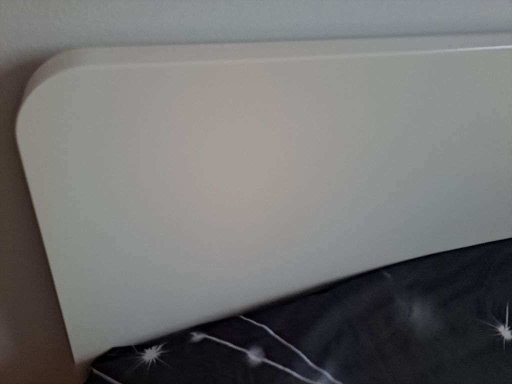 Cama de casal marca IKEA tamanho 2.20×1.50