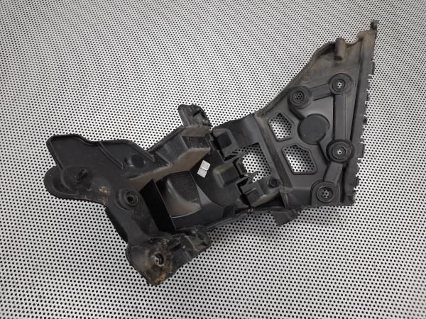 Guia de pára-choques trás direita RENAULT Clio IV (BH_)