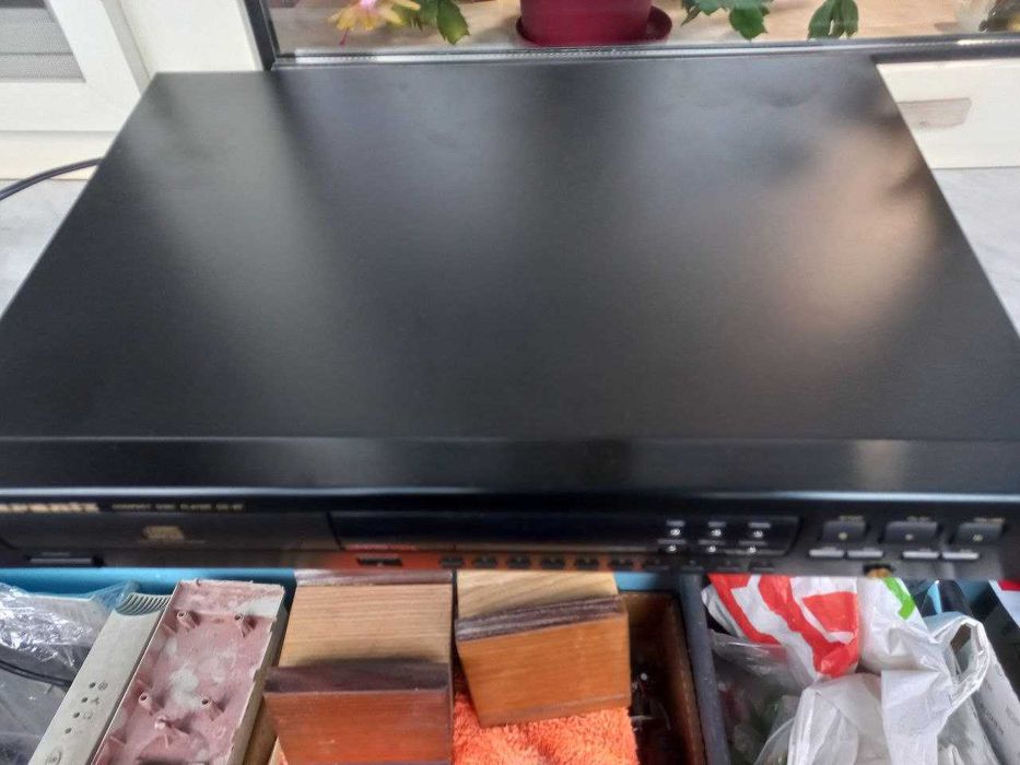 CD проигрыватель Marantz CD57