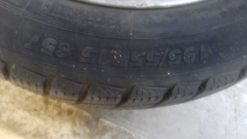 Титани з резиною, ціна за чотир 3500грн., стояли на Шевроле АВЕО.