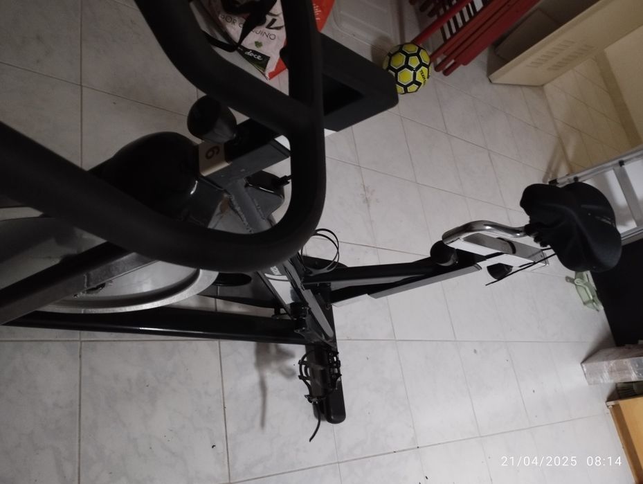 Bicicleta fixa - usada