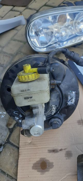 Serwo hamulcowe vw golf 4 1.4 esp