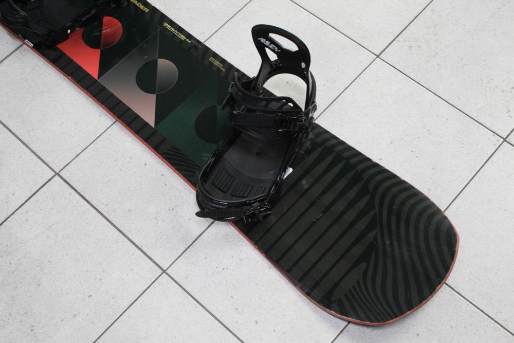 Deska Snowboard ROSSIGNOL EVADER 144 cm + Wiązania NOWE