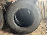 Pneus 11R 22.5 goodyear