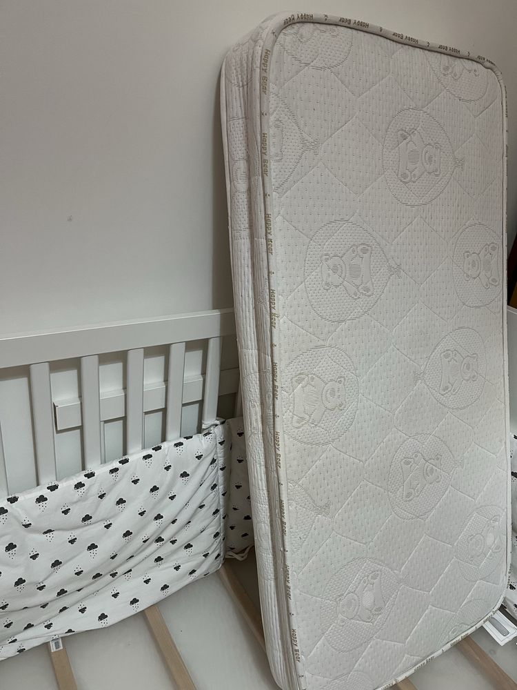 Berço bebê com colchão