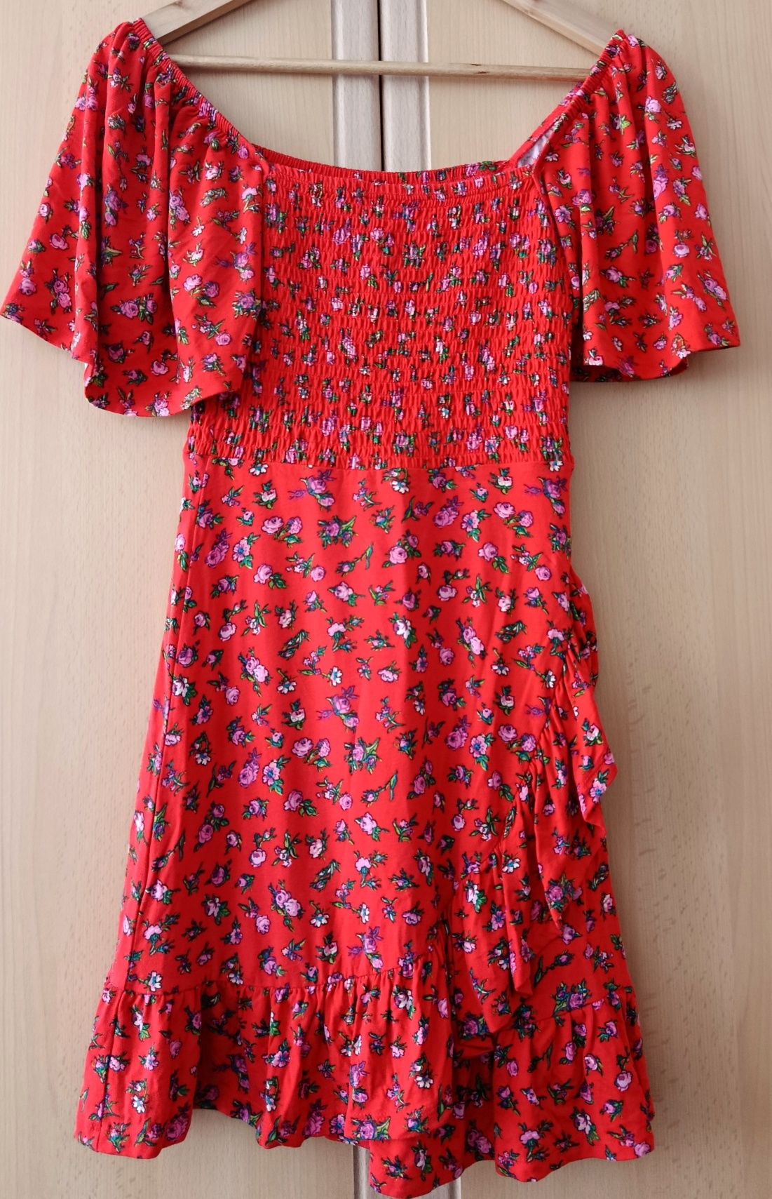 ASOS śliczna sukienka letnia czerwona w kwiaty 34 XS