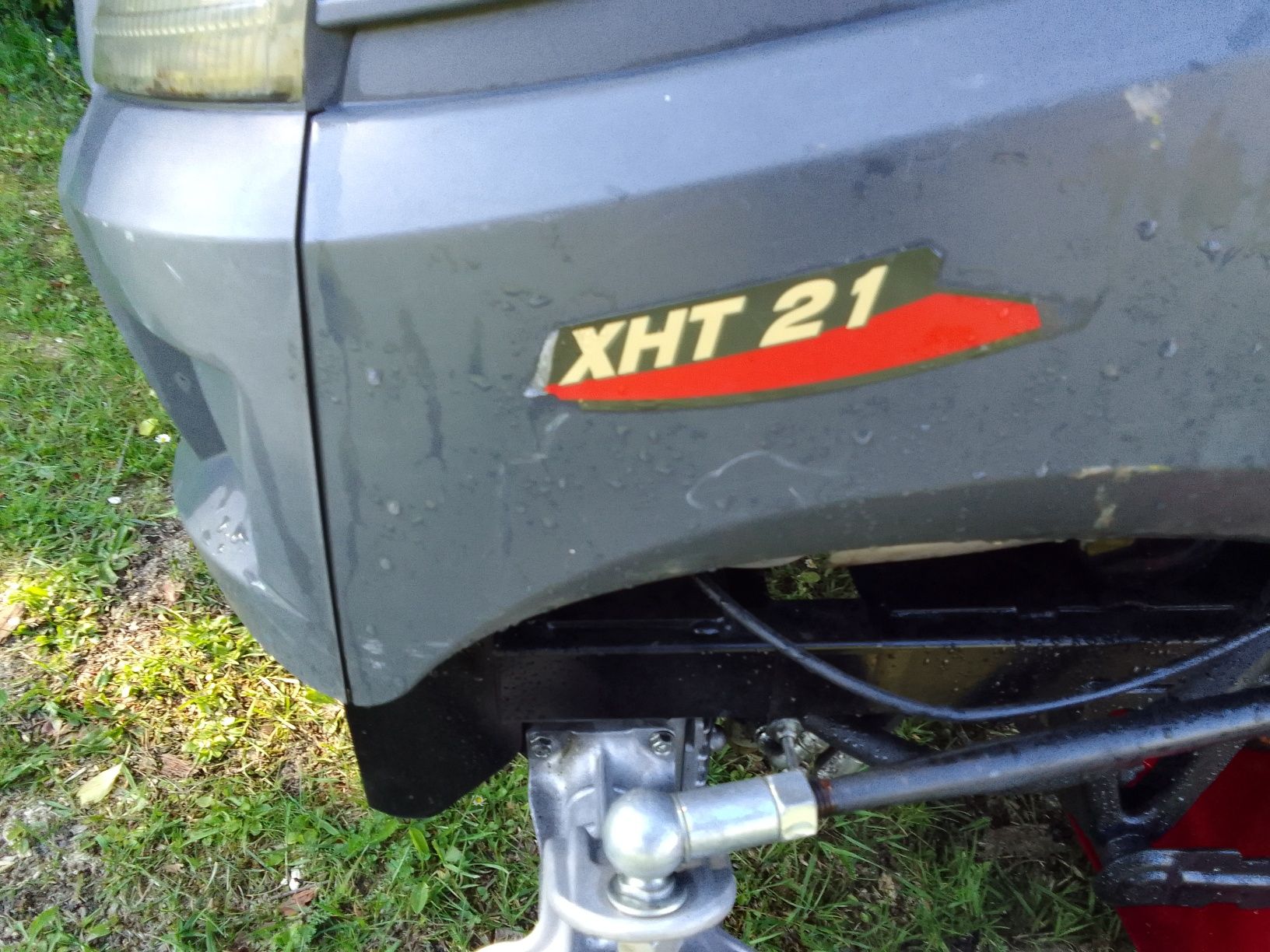 Kosiarka traktorek Castel Garden XHT 21 AWD