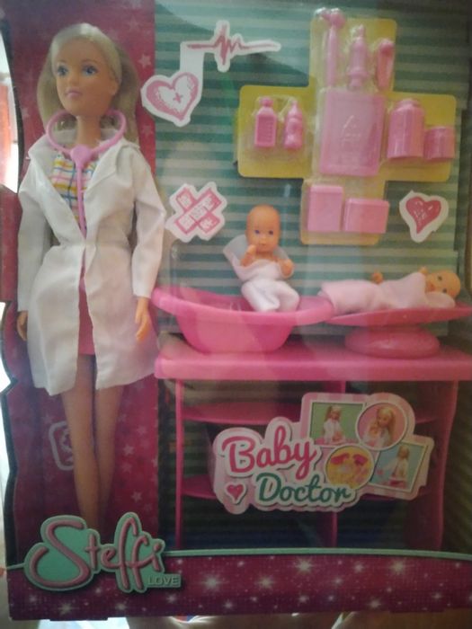 Bonecas conjuntos Steffi (tipo Barbie) - "Baby Doctor" e "Happy Animal