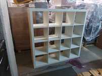 Biały regał IKEA kallax 4x4.