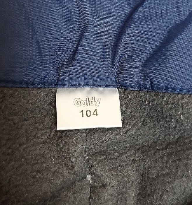 Продам зимовий комплект New Balance на хлопчика.
Комплект складається