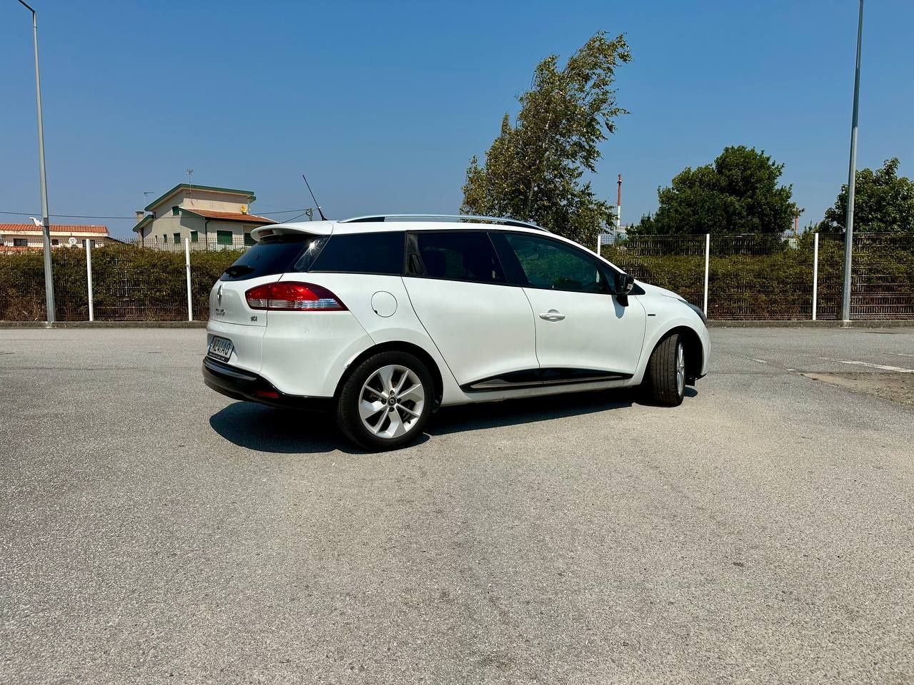 Renault Clio Tourer 1.5dci poucos kms